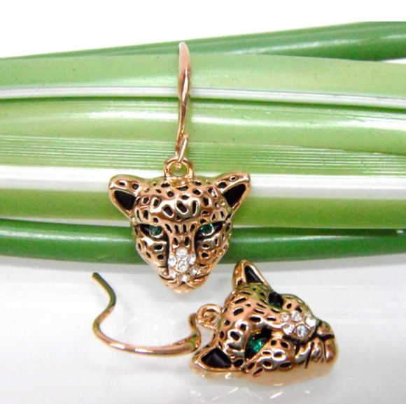 NEW 18k Yellow Gold Plated Cheetah Leopard Head - Picture 3 of 4